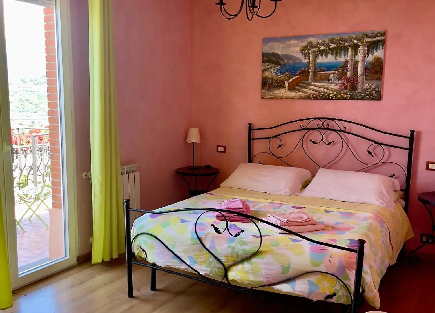 Villa Gaia - Luxury Villa, Pool & Wellness Rooms Bordighera