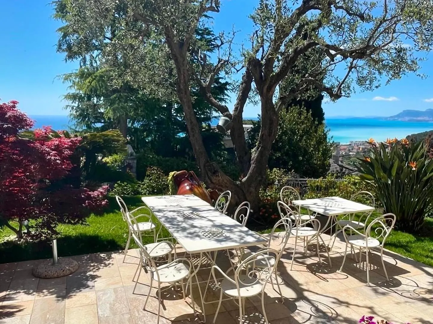 *** Bed & Breakfast Villa Gaia - Luxury Villa, Pool & Wellness Rooms Bordighera Itálie