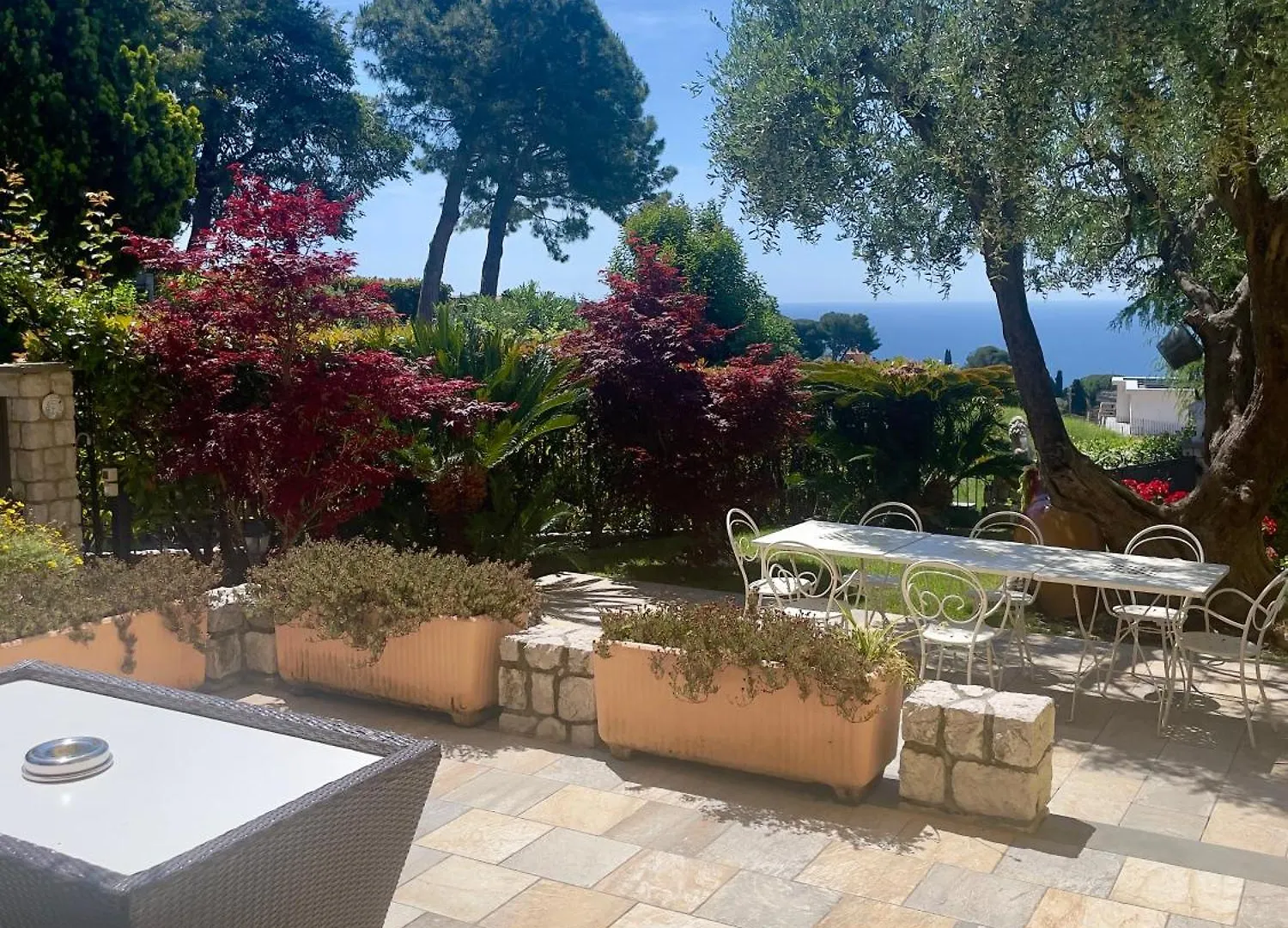 Bed & Breakfast Villa Gaia - Luxury Villa, Pool & Wellness Rooms Bordighera