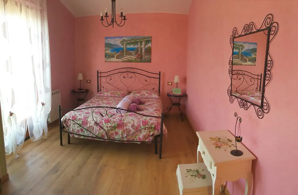Villa Gaia - Luxury Villa, Pool & Wellness Rooms Bordighera