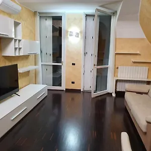 Milano Malpensa Grandi Mansarda Attico Appartement
