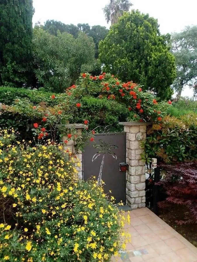 *** Bed & Breakfast Villa Gaia - B&B La Finestra Sul Mare exclusive Villa&guest house Bordighera Italia