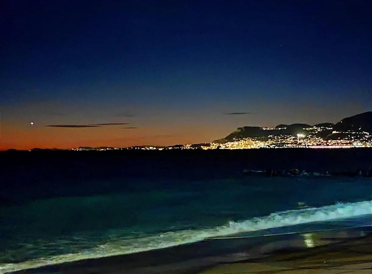 Villa Gaia - B&B La Finestra Sul Mare exclusive Villa&guest house Bordighera