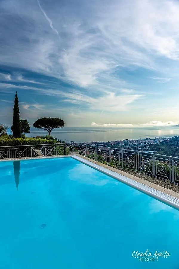 Villa Gaia - B&B La Finestra Sul Mare exclusive Villa&guest house Bordighera
