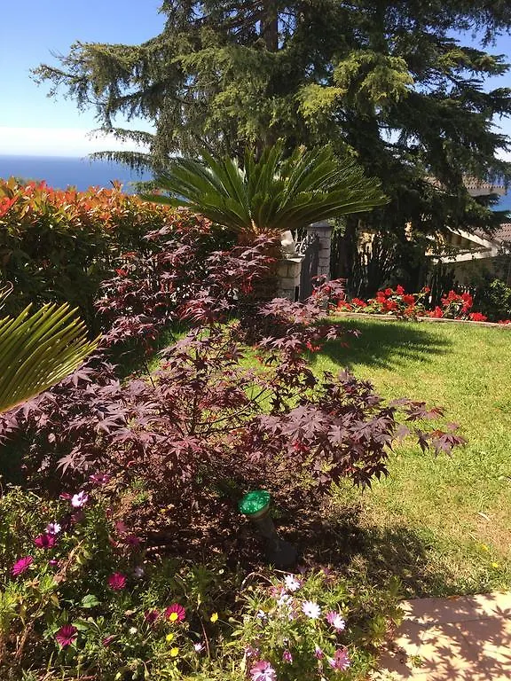 Villa Gaia - Luxury Villa, Pool & Wellness Rooms Bordighera Italien